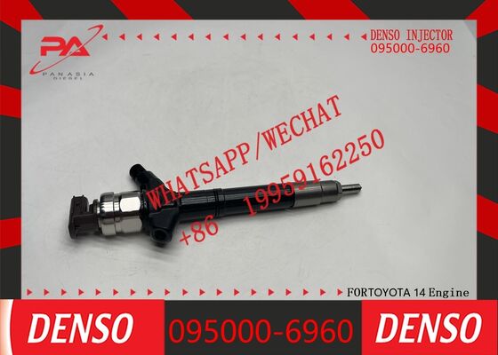 Buen precio Inyector de riel común Denso original 095000-6960 para motor 1AD-FTV, reemplazo de inyector de combustible para OEM 23670-0R030 23670-09240 inyector original nuevo en línea